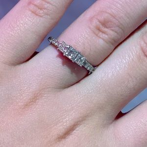 three stone canadain yellow gold ring